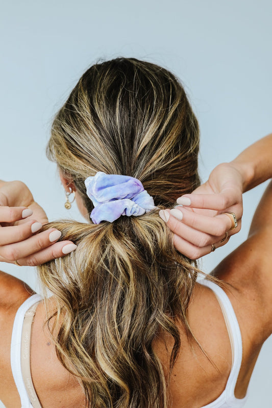 Life Saver Velvet Scrunchie In Blue