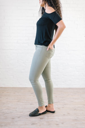 Low Rise Skinny Jeans in Light Olive