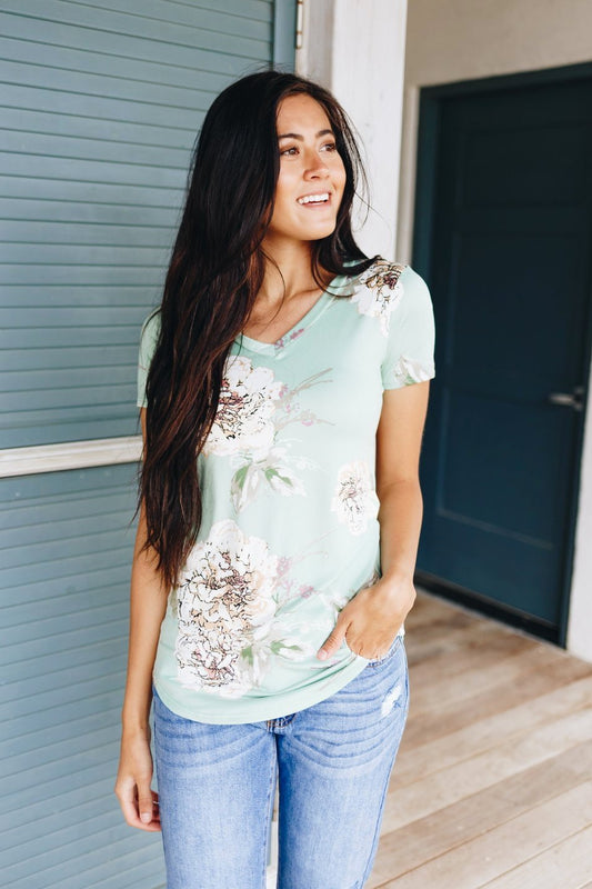 Oversized Floral Print V-neck In Mint