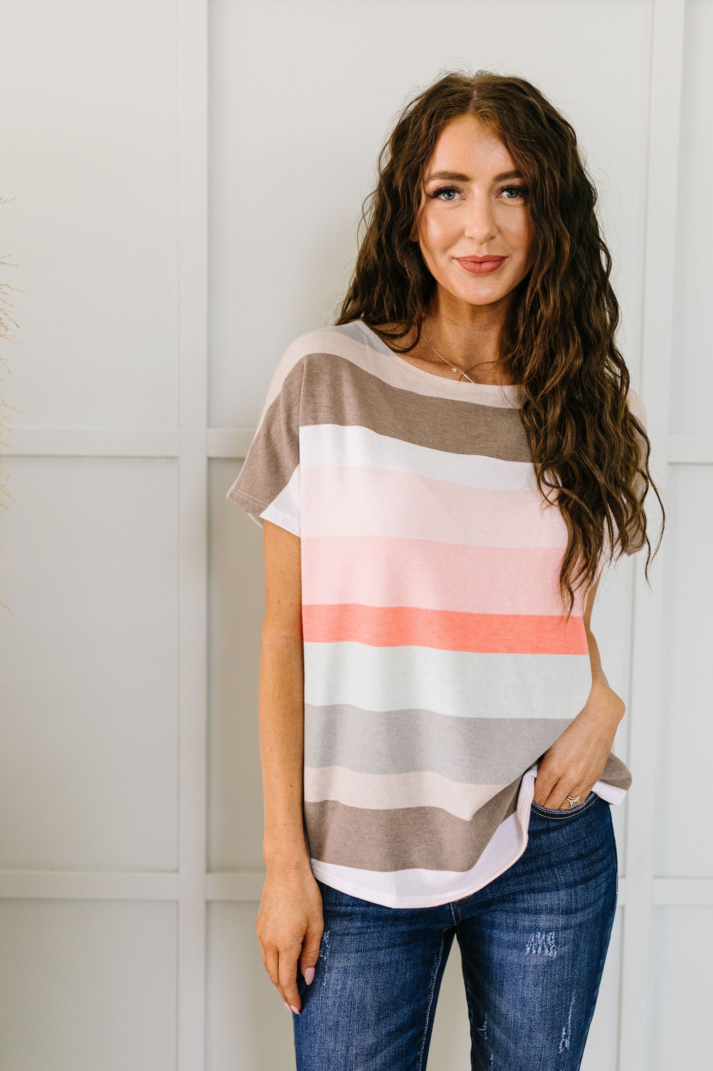 Peachy Back V Top