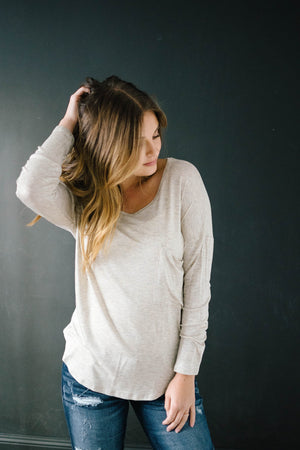 Penny Pocket Top in Heathered Oatmeal