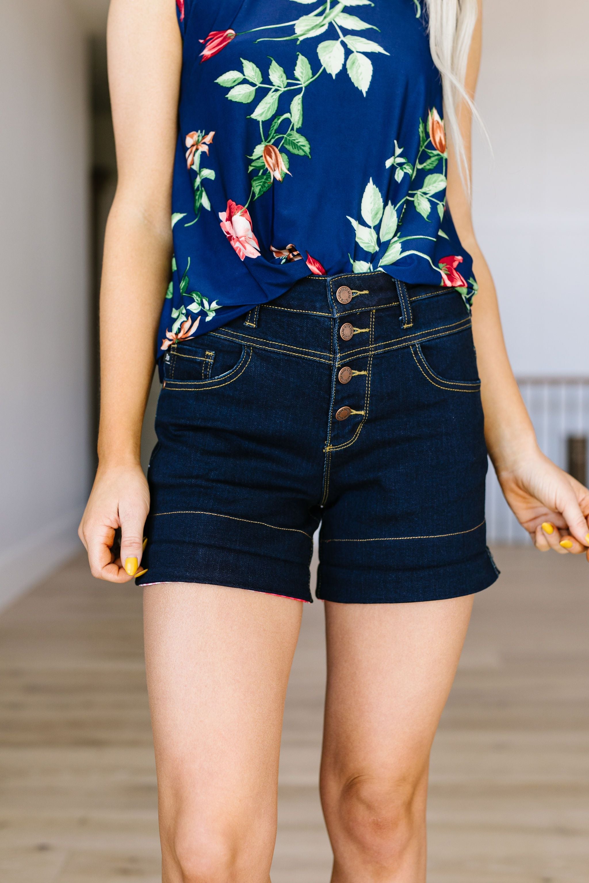 Picnic Lunch Gingham Trimmed Shorts