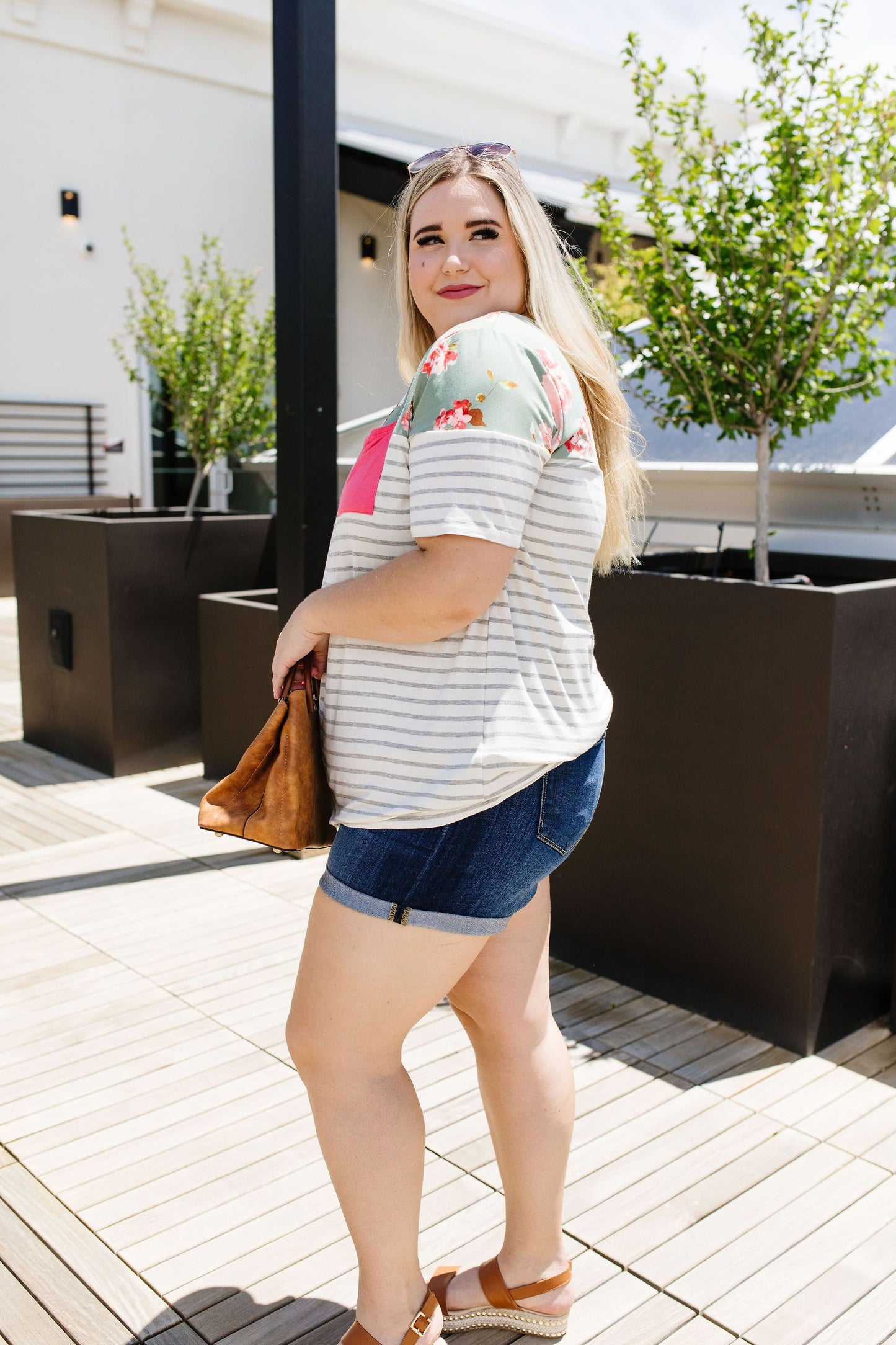 Pocket Of Coral Top