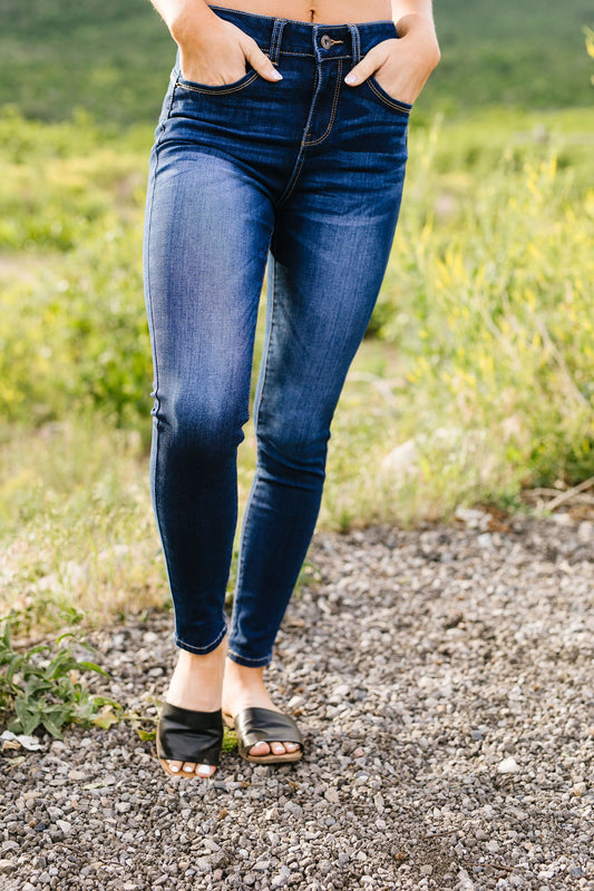Push Up Jeans In Dark Wash
