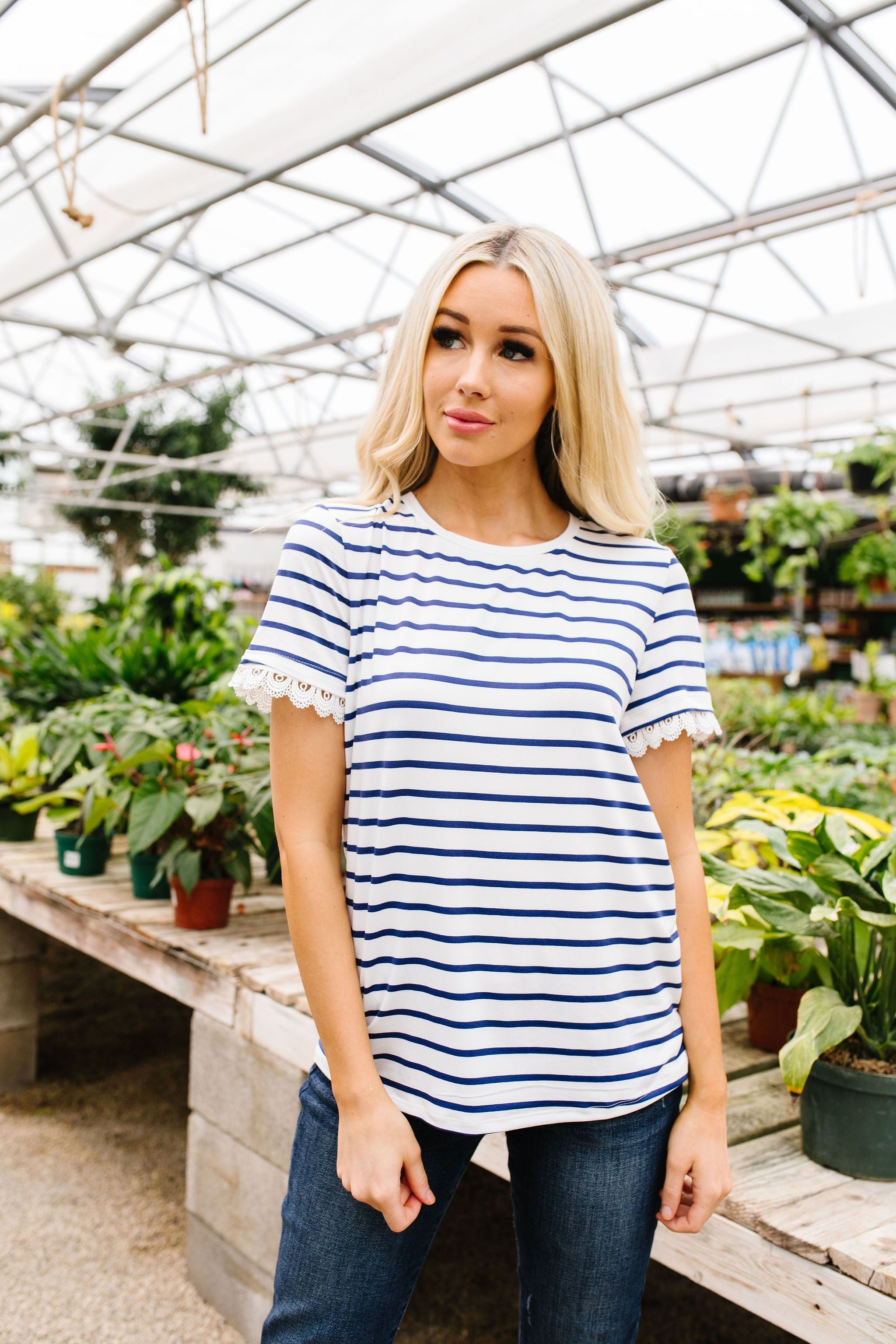 Sails To The Wind Top In Ivory & Blue
