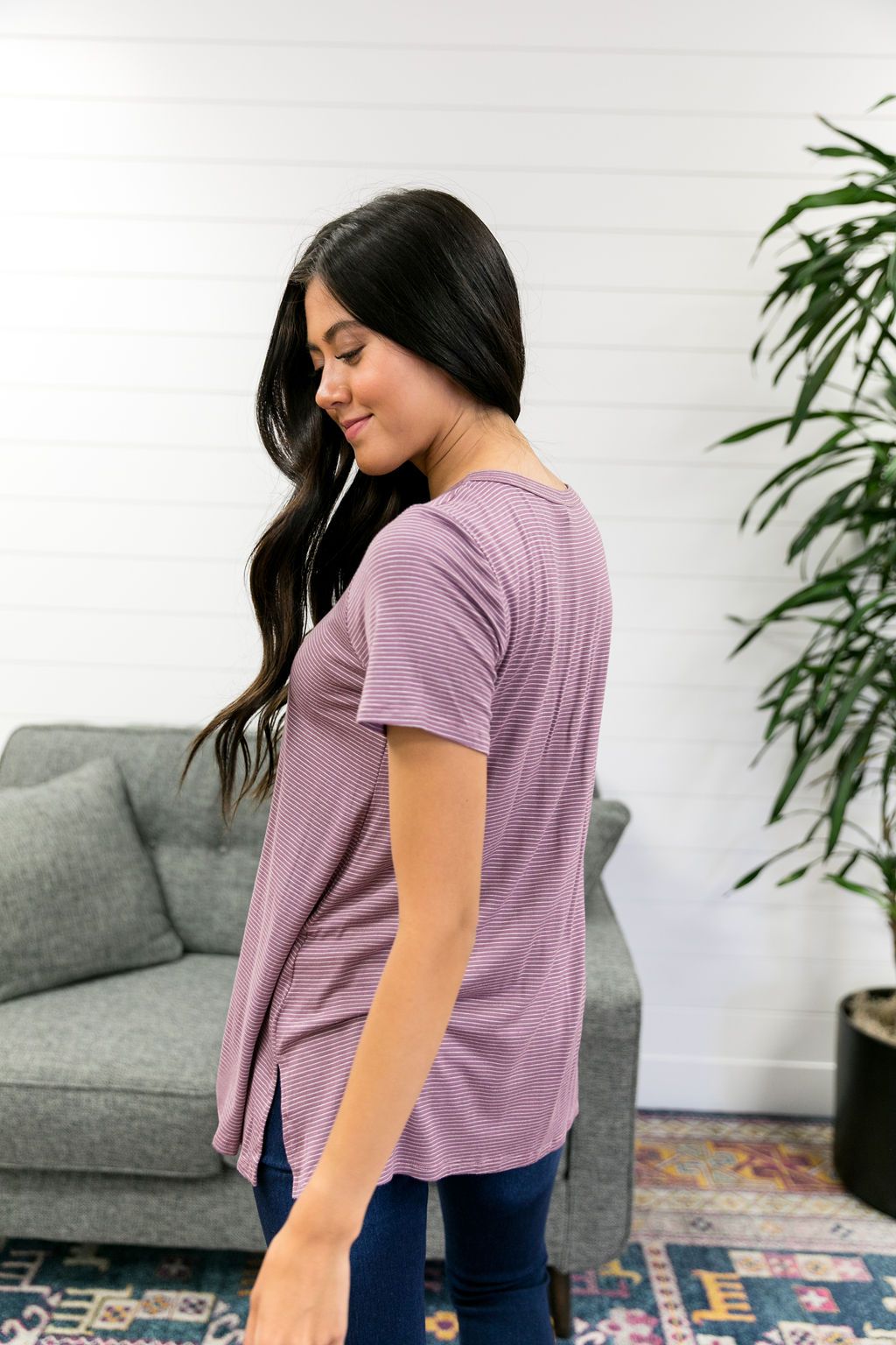 Subtle Stripe V-Neck Tee In Mauve