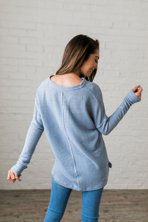 Waffle Knit V-Neck Tee In Sky Blue - ALL SALES FINAL